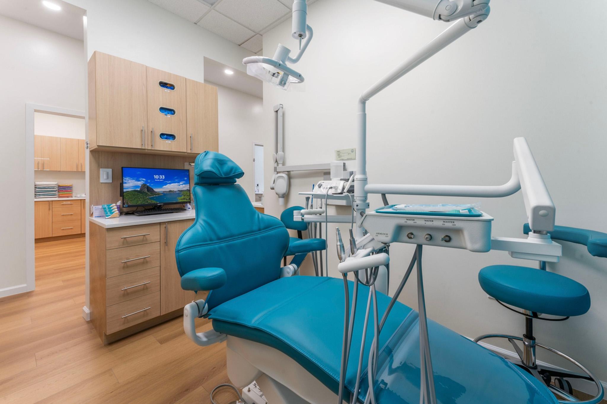 Dental Office Lake Ridge, VA